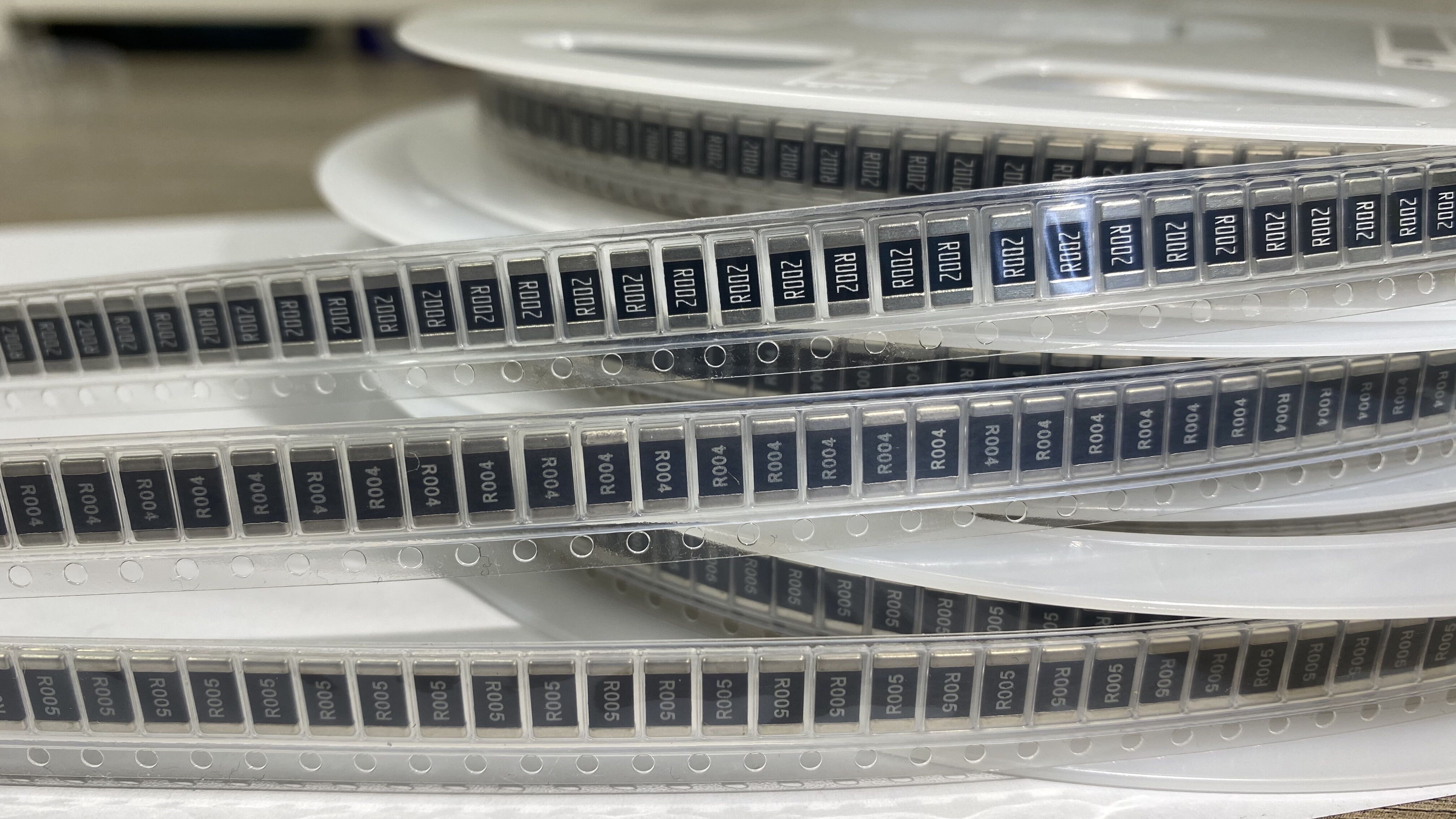 合金采樣電阻｜特點、應(yīng)用及選型注意事項